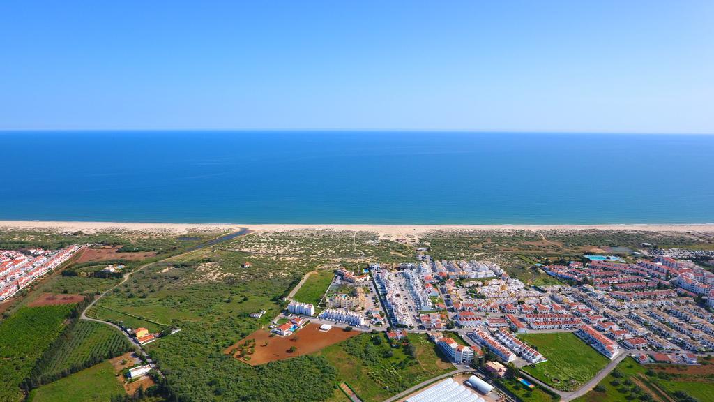 Praia Da Lota Resort - Beachfront Hotel 만타로타 외부 사진